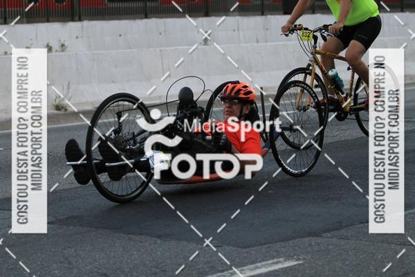 Buy your photos of the eventAthenas 15k - So Paulo on Fotop