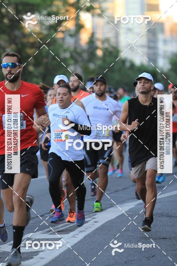 Buy your photos of the eventAthenas 15k - So Paulo on Fotop