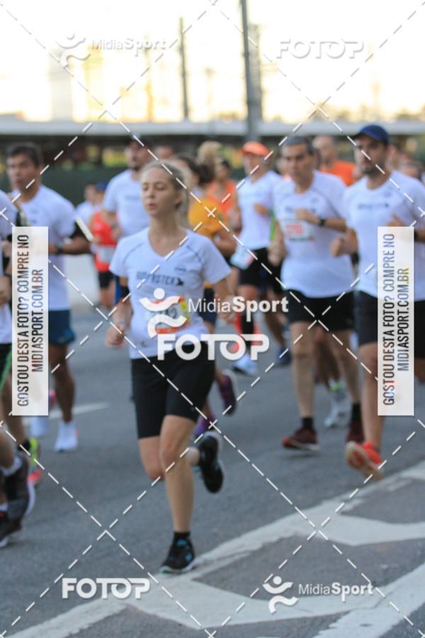 Buy your photos of the eventAthenas 15k - So Paulo on Fotop