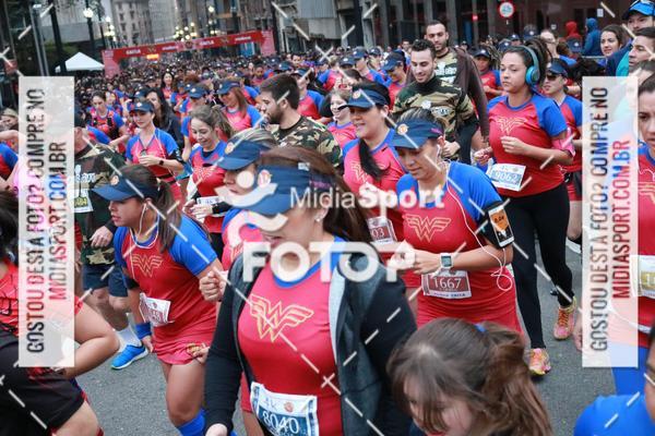 Buy your photos of the eventCorrida Mulher Maravilha - SP on Fotop