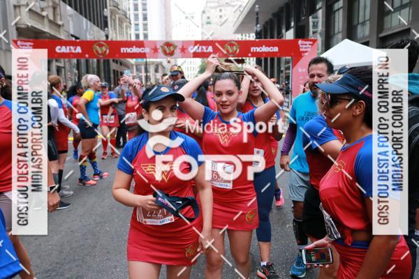 Buy your photos of the eventCorrida Mulher Maravilha - SP on Fotop