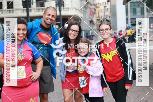 Buy your photos of the eventCorrida Mulher Maravilha - SP on Fotop