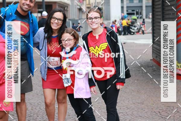Buy your photos of the eventCorrida Mulher Maravilha - SP on Fotop