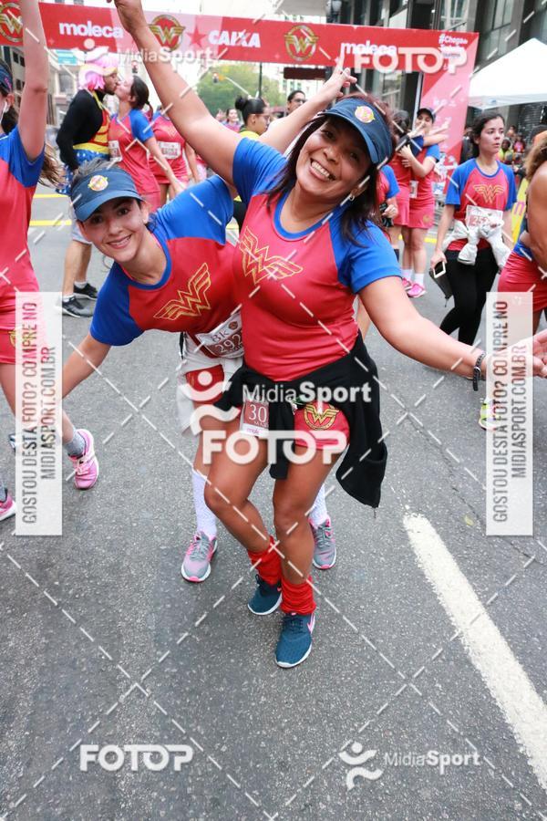 Buy your photos of the eventCorrida Mulher Maravilha - SP on Fotop