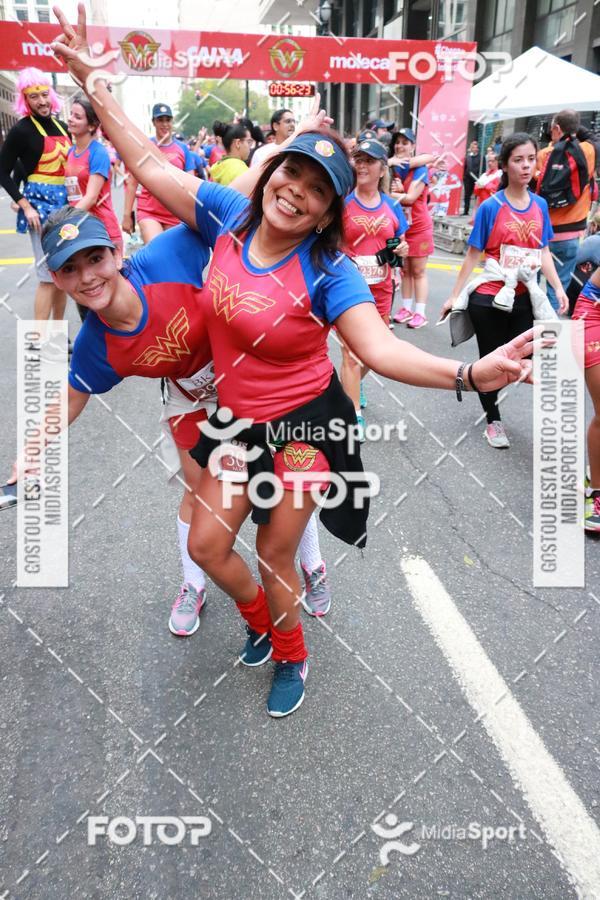 Buy your photos of the eventCorrida Mulher Maravilha - SP on Fotop