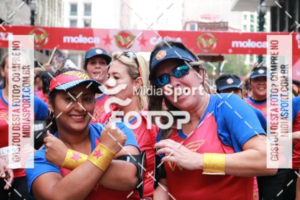 Buy your photos of the eventCorrida Mulher Maravilha - SP on Fotop