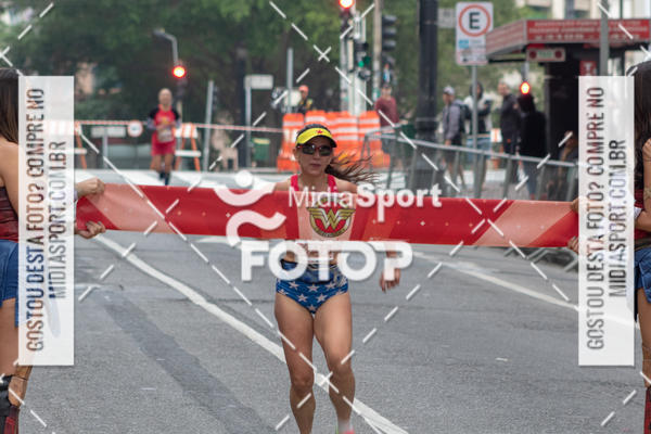 Buy your photos of the eventCorrida Mulher Maravilha - SP on Fotop