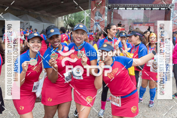 Buy your photos of the eventCorrida Mulher Maravilha - SP on Fotop