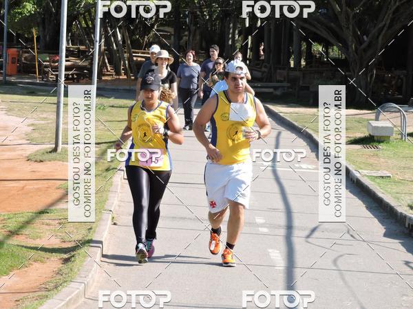 Buy your photos of the event5 Corrida de Casais da Lagoa Rodrigo de Freitas on Fotop