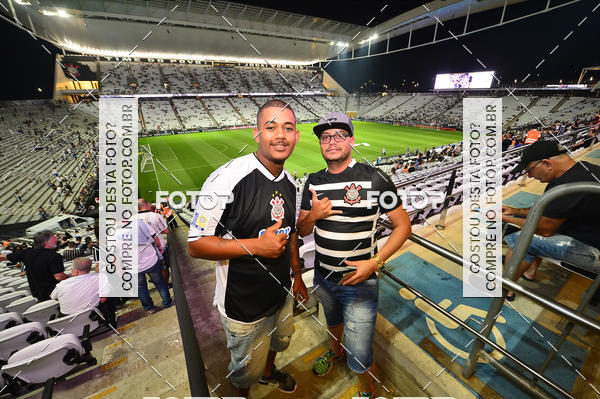 Buy your photos of the eventCorinthians X Fluminense - Brasileir�o on Fotop