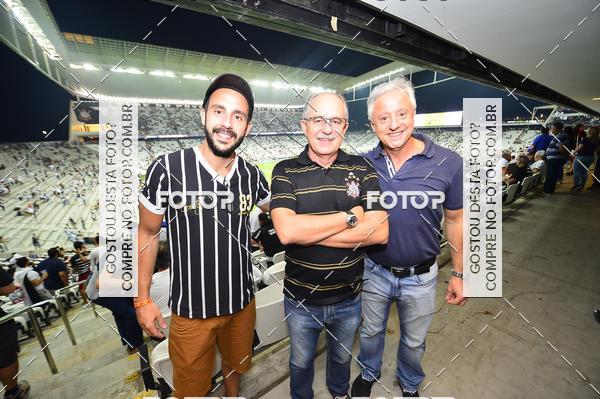 Buy your photos of the eventCorinthians X Fluminense - Brasileir�o on Fotop