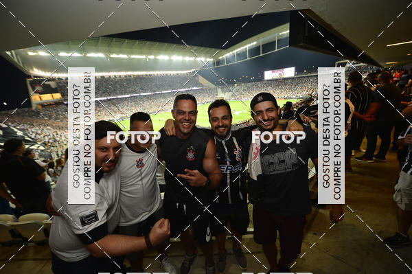 Buy your photos of the eventCorinthians X Fluminense - Brasileir�o on Fotop