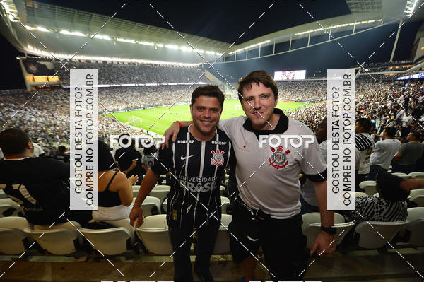 Buy your photos of the eventCorinthians X Fluminense - Brasileir�o on Fotop