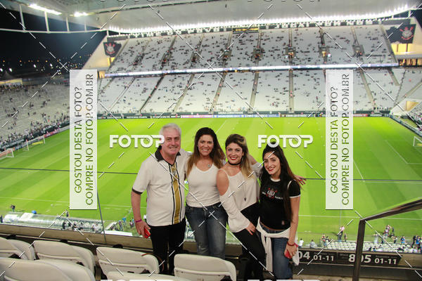 Buy your photos of the eventCorinthians X Fluminense - Brasileir�o on Fotop