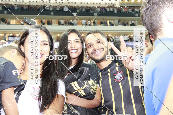 Buy your photos of the eventCorinthians X Fluminense - Brasileir�o on Fotop