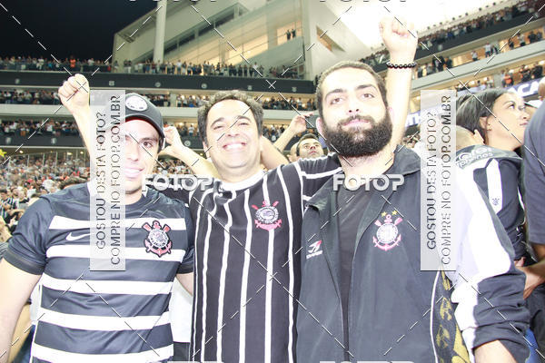 Buy your photos of the eventCorinthians X Fluminense - Brasileir�o on Fotop