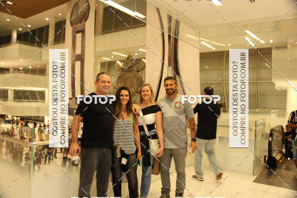 Buy your photos of the eventCorinthians X Fluminense - Brasileir�o on Fotop