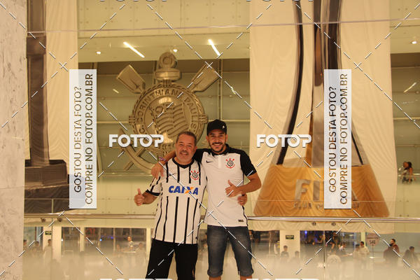 Buy your photos of the eventCorinthians X Fluminense - Brasileir�o on Fotop