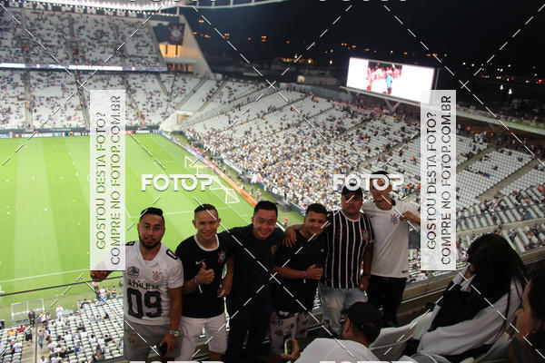 Buy your photos of the eventCorinthians X Fluminense - Brasileir�o on Fotop