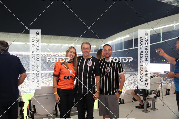 Buy your photos of the eventCorinthians X Fluminense - Brasileir�o on Fotop