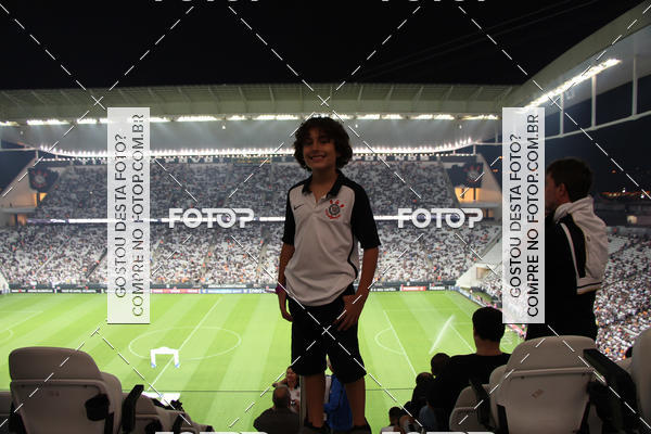 Buy your photos of the eventCorinthians X Fluminense - Brasileir�o on Fotop