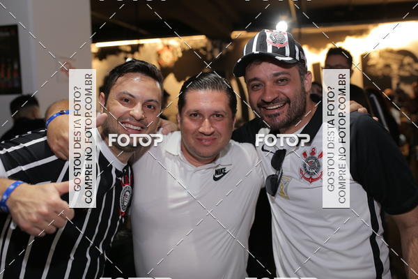 Buy your photos of the eventCorinthians X Fluminense - Brasileir�o on Fotop