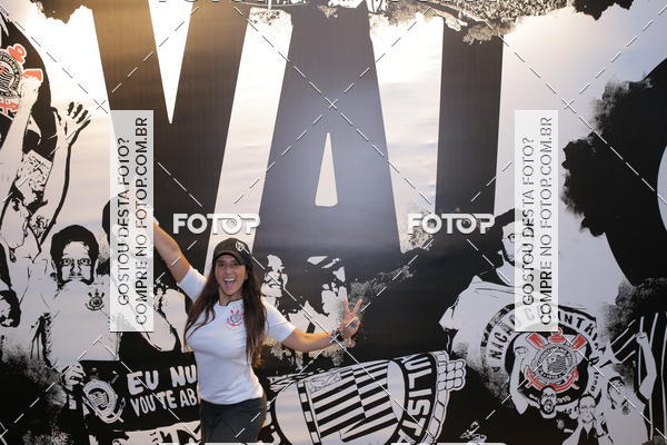 Buy your photos of the eventCorinthians X Fluminense - Brasileir�o on Fotop