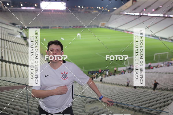 Buy your photos of the eventCorinthians X Fluminense - Brasileir�o on Fotop