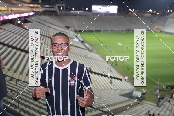 Buy your photos of the eventCorinthians X Fluminense - Brasileir�o on Fotop