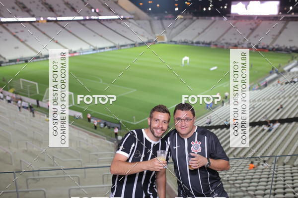 Buy your photos of the eventCorinthians X Fluminense - Brasileir�o on Fotop