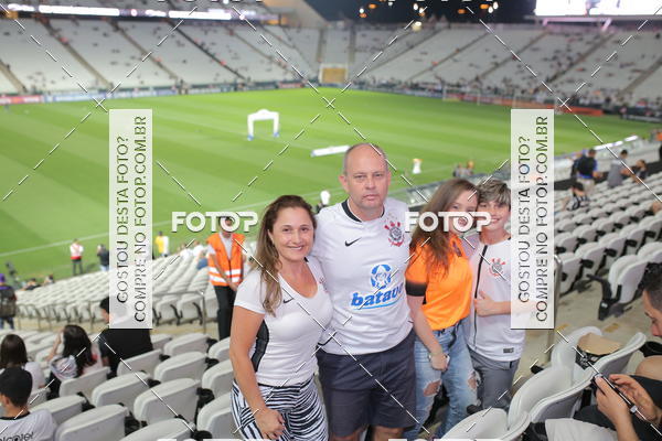 Buy your photos of the eventCorinthians X Fluminense - Brasileir�o on Fotop
