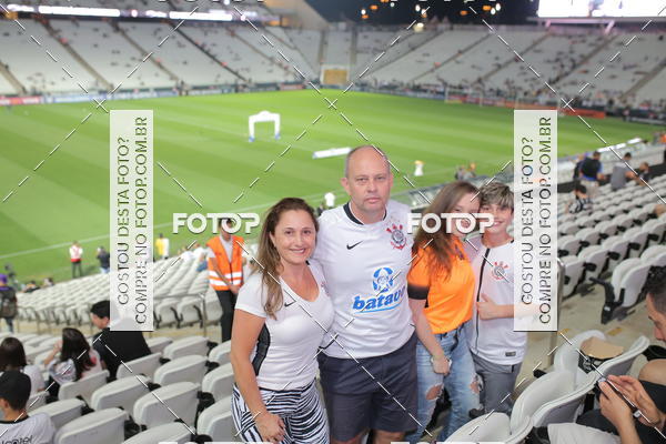 Buy your photos of the eventCorinthians X Fluminense - Brasileir�o on Fotop