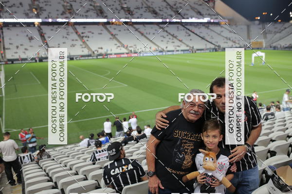 Buy your photos of the eventCorinthians X Fluminense - Brasileir�o on Fotop