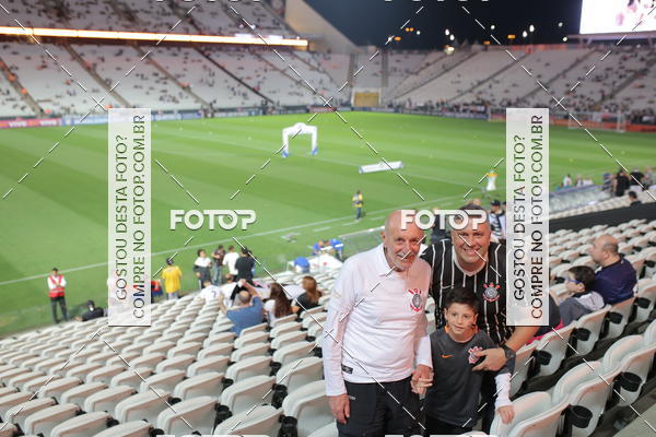 Buy your photos of the eventCorinthians X Fluminense - Brasileir�o on Fotop