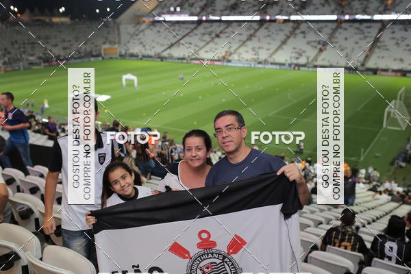 Buy your photos of the eventCorinthians X Fluminense - Brasileir�o on Fotop