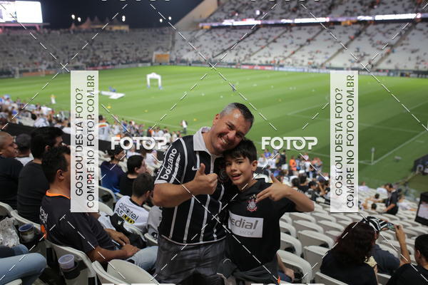 Buy your photos of the eventCorinthians X Fluminense - Brasileir�o on Fotop