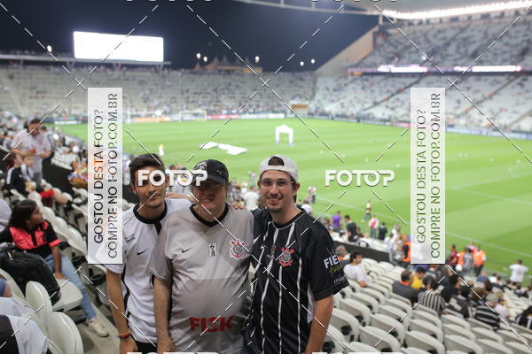 Buy your photos of the eventCorinthians X Fluminense - Brasileir�o on Fotop