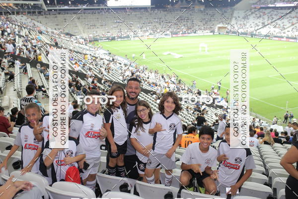 Buy your photos of the eventCorinthians X Fluminense - Brasileir�o on Fotop