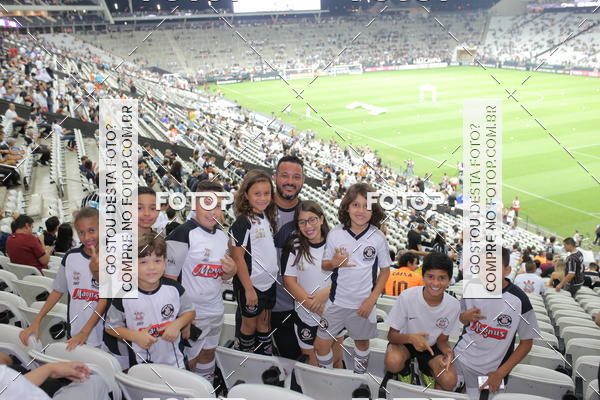 Buy your photos of the eventCorinthians X Fluminense - Brasileir�o on Fotop