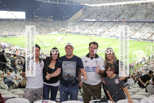 Buy your photos of the eventCorinthians X Fluminense - Brasileir�o on Fotop