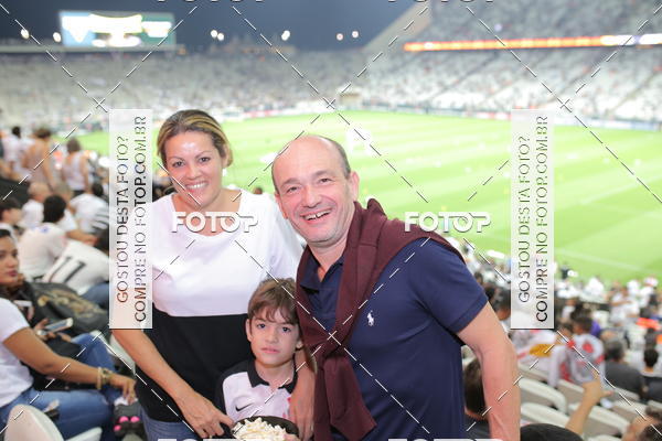 Buy your photos of the eventCorinthians X Fluminense - Brasileir�o on Fotop