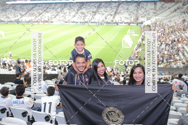 Buy your photos of the eventCorinthians X Fluminense - Brasileir�o on Fotop