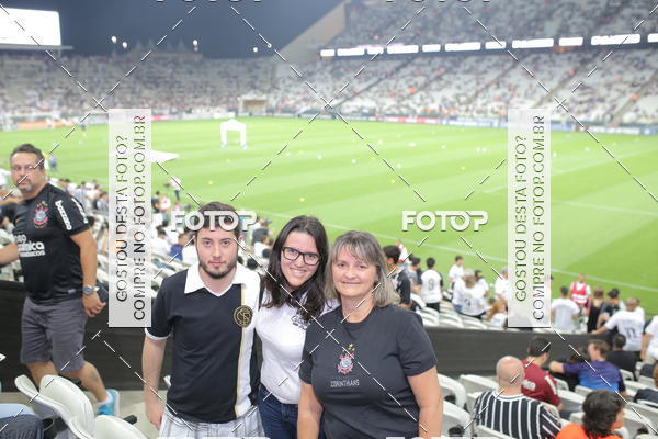 Buy your photos of the eventCorinthians X Fluminense - Brasileir�o on Fotop