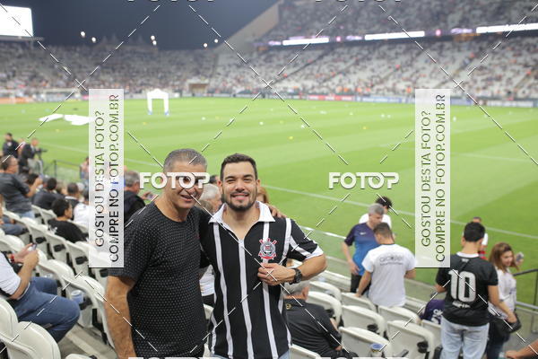 Buy your photos of the eventCorinthians X Fluminense - Brasileir�o on Fotop