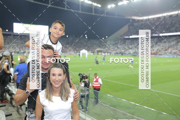 Buy your photos of the eventCorinthians X Fluminense - Brasileir�o on Fotop