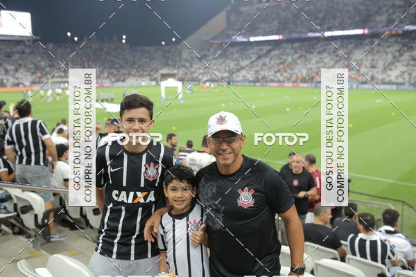 Buy your photos of the eventCorinthians X Fluminense - Brasileir�o on Fotop