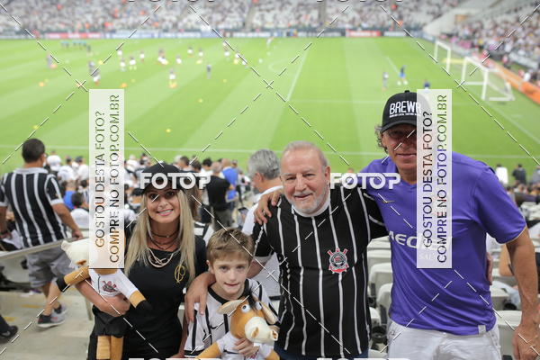 Buy your photos of the eventCorinthians X Fluminense - Brasileir�o on Fotop