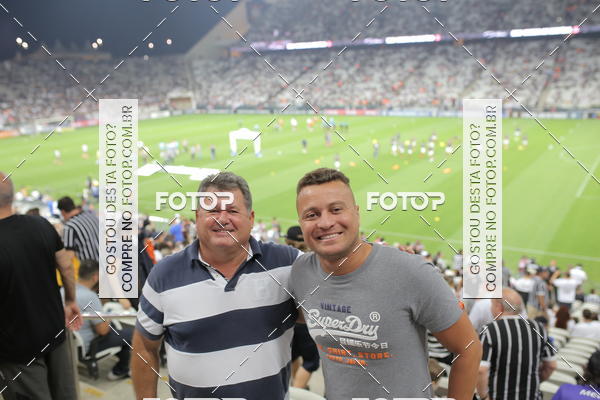 Buy your photos of the eventCorinthians X Fluminense - Brasileir�o on Fotop