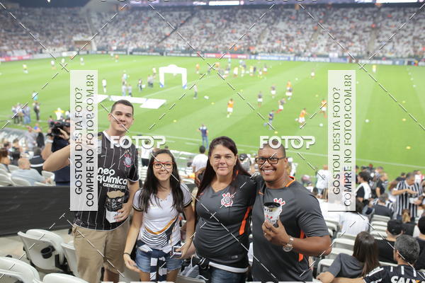 Buy your photos of the eventCorinthians X Fluminense - Brasileir�o on Fotop