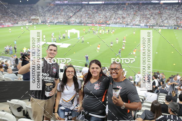 Buy your photos of the eventCorinthians X Fluminense - Brasileir�o on Fotop